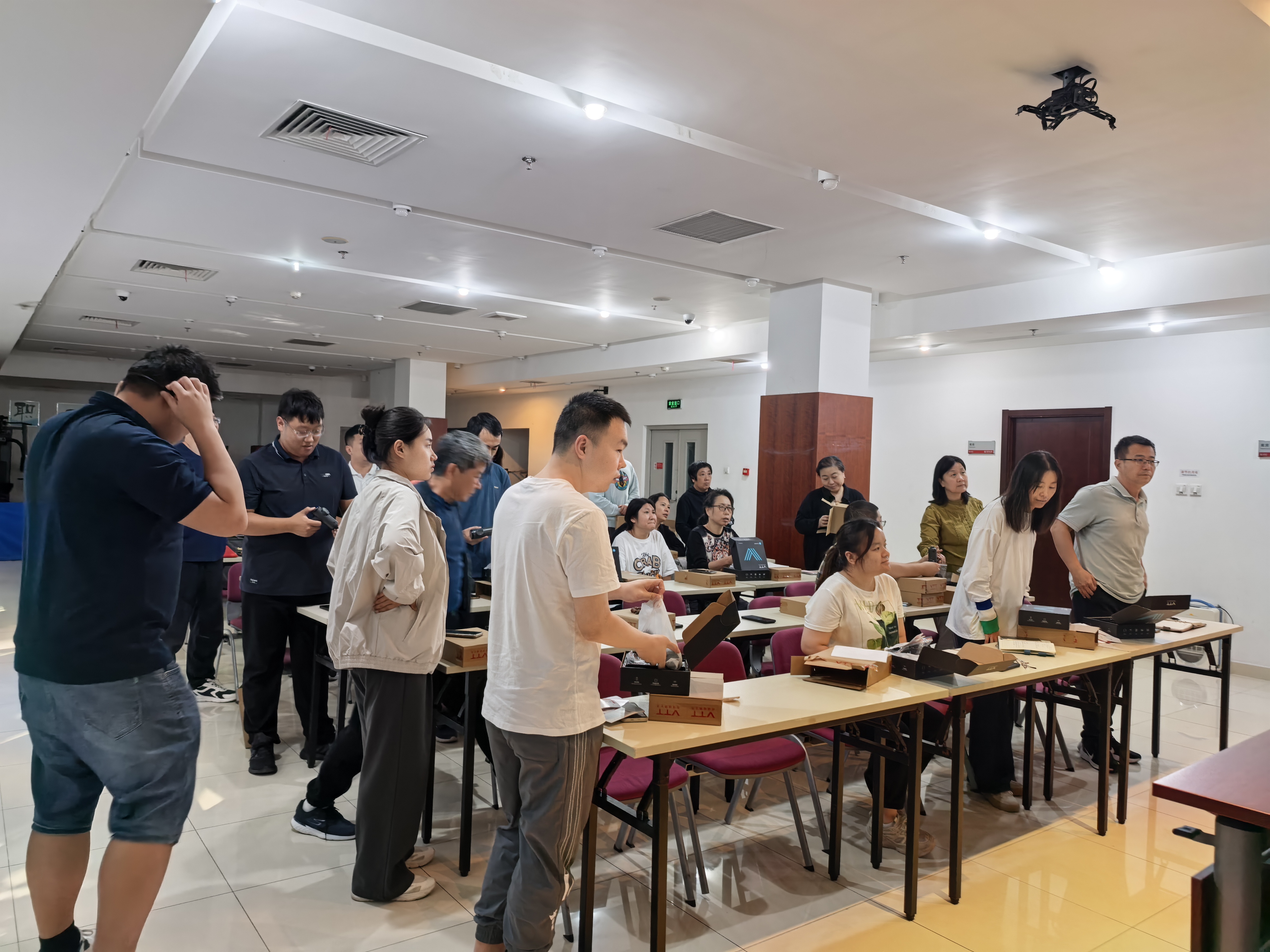 泽华公司携手海淀区民政局举办“两新”组织员工身心健康专题培训